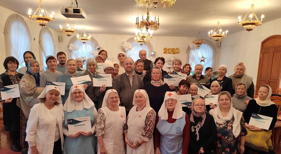 Сестры милосердия Ресурсного центра паллиативной помощи провели обучающий семинар в Уральском федеральном округе